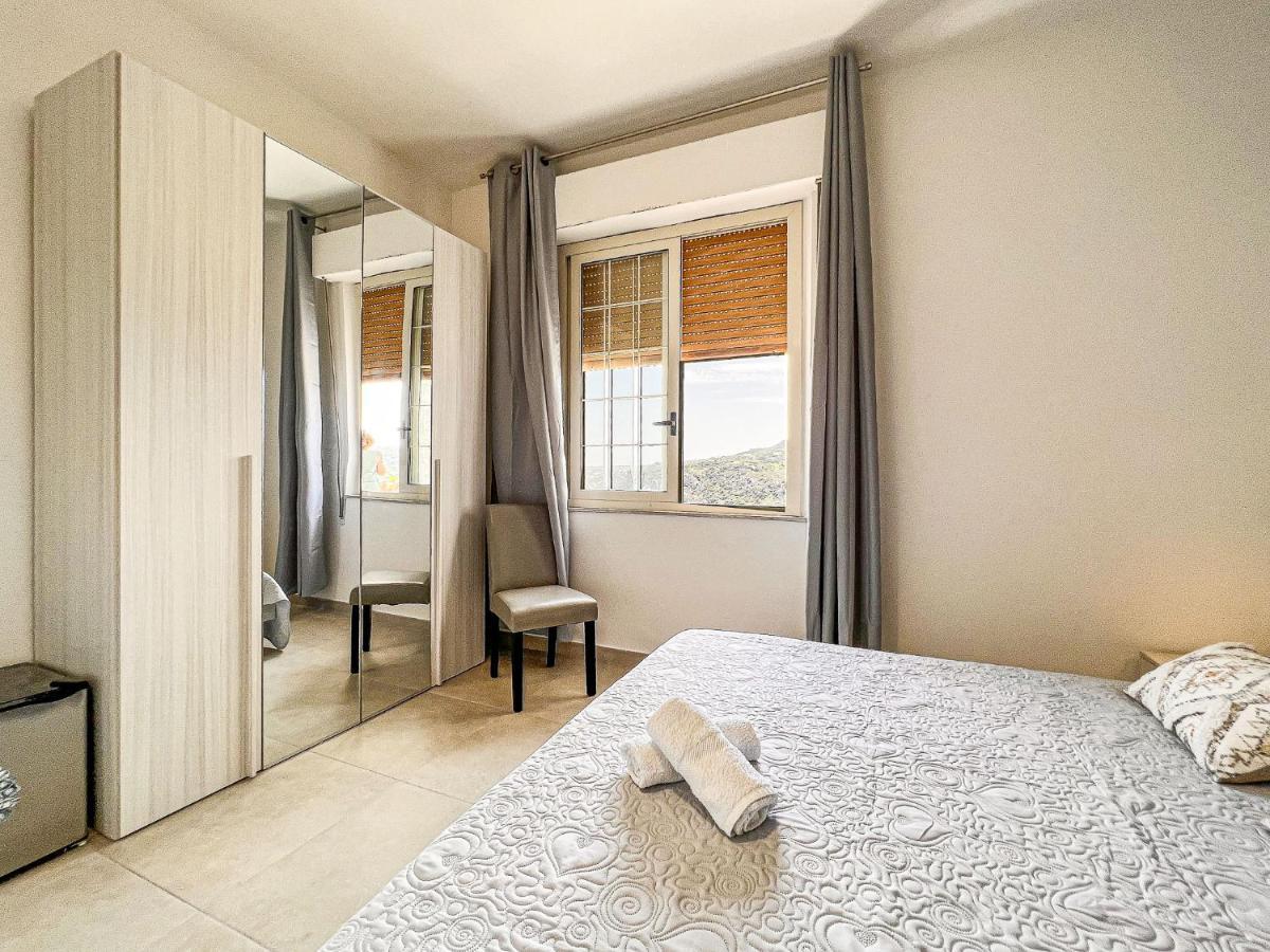 Hotel Sweet Sea View Santa Teresa Gallura Zewnętrze zdjęcie